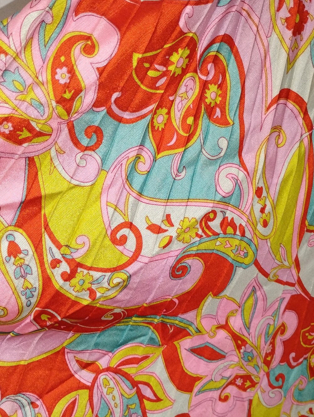 UPCYCLED VINTAGE BEADED PSYCHEDELIC DRESS - Picture 13 of 14